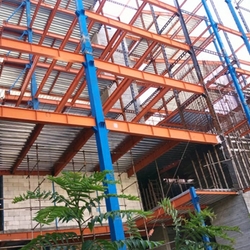 زائر سرای خیابان وحدت